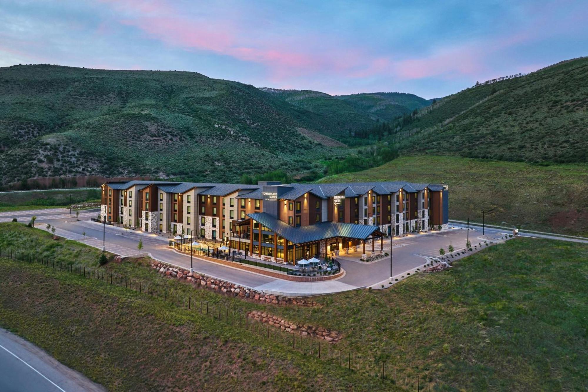 Towneplace Suites By Marriott Avon Vail Valley Exterior photo