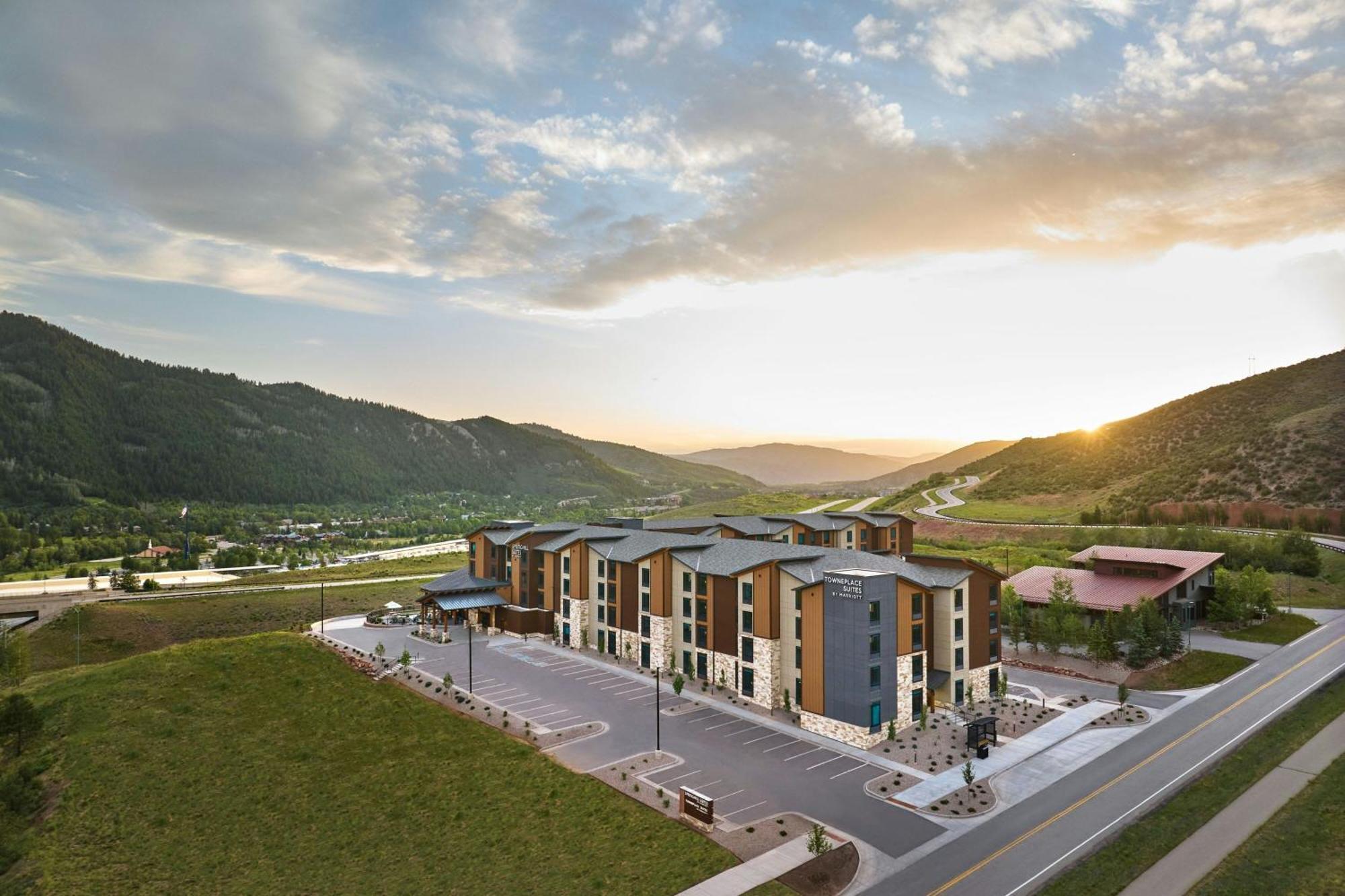 Towneplace Suites By Marriott Avon Vail Valley Exterior photo