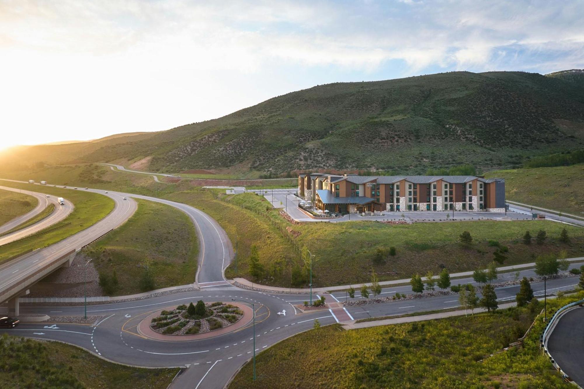 Towneplace Suites By Marriott Avon Vail Valley Exterior photo