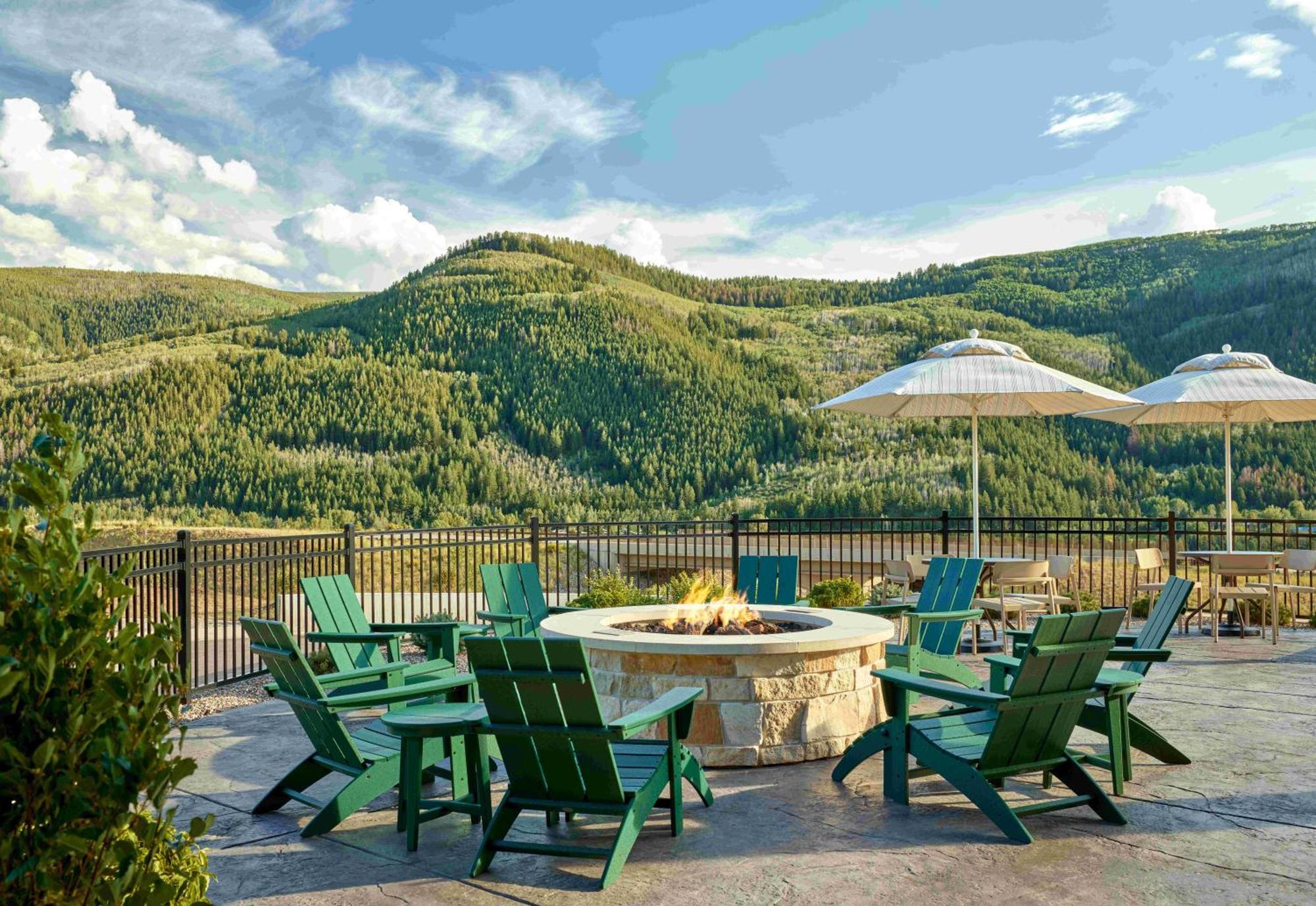 Towneplace Suites By Marriott Avon Vail Valley Exterior photo