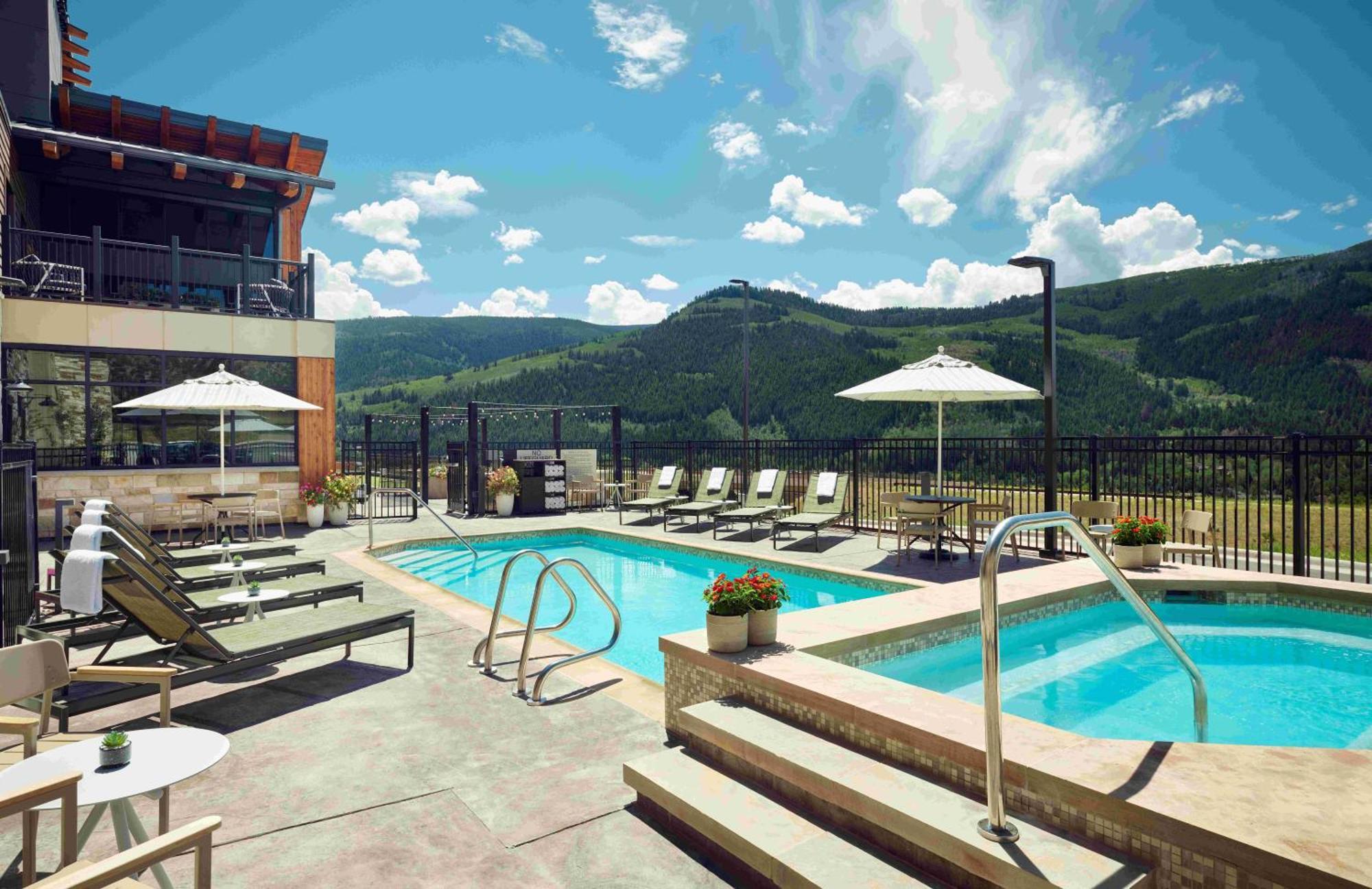 Towneplace Suites By Marriott Avon Vail Valley Exterior photo