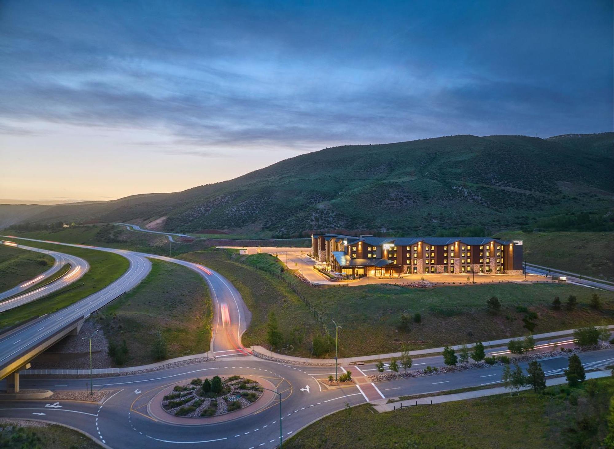Towneplace Suites By Marriott Avon Vail Valley Exterior photo